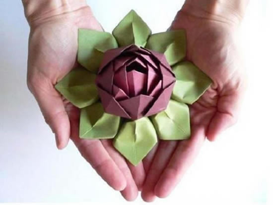 Flor com origami e dobradura